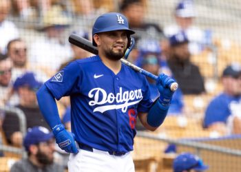 Eliezer Alfonzo Jr. debutará con los Dodgers tras perder a su hermana y a su madrastra en el terremoto de Venezuela