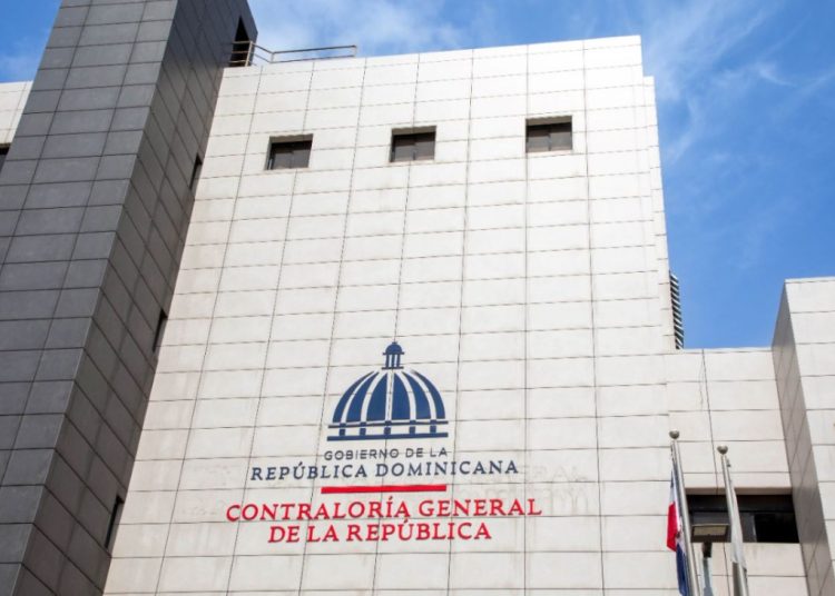 Contraloría emite segunda normativa que regula las cesiones de contratos