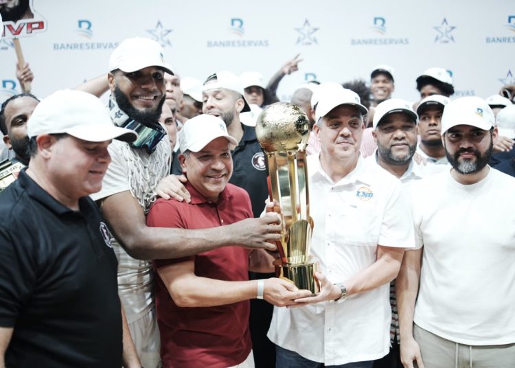 Gigantes vence a Metros y se proclaman campeones de la LNB