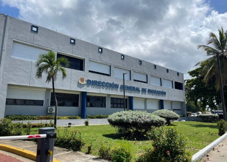 DGM investigará a agentes por traslado inadecuado de haitiano en motocicleta en San Juan