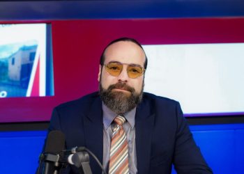 Casals cuestiona a Faride Raful tras mencionar a Macarena Olona como abogada del Estado español en el caso Koldo