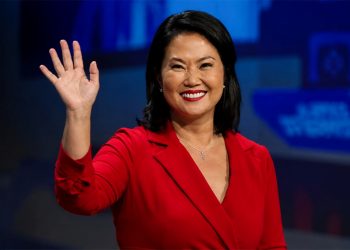 Keiko Fujimori asume proclamación como presidenta electa con «responsabilidad y humildad»