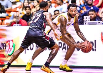 Metros mantienen viva serie final al vencer a los Gigantes