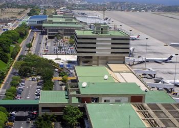 El aeropuerto Simón Bolívar de Venezuela reabrirá el 5 de agosto para operaciones de carga