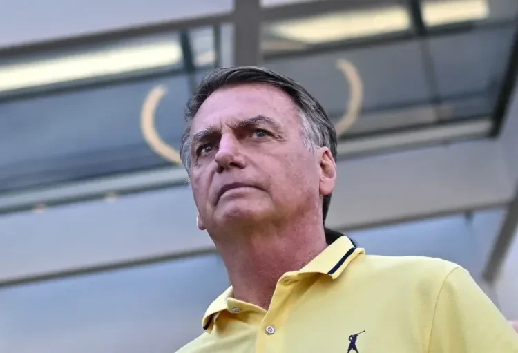 La Corte Suprema de Brasil prorroga por tiempo indeterminado la prisión domiciliaria de Jair Bolsonaro