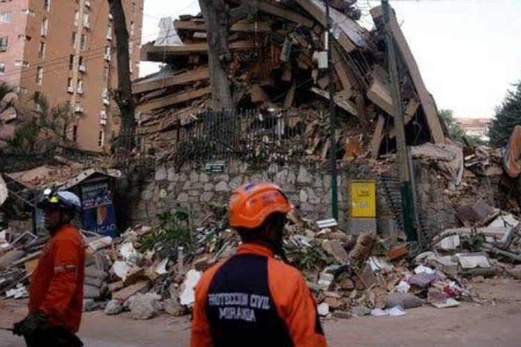 Venezuela sigue los rescates a 7 días del terremoto, sin actualizar número de desaparecidos