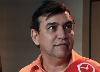 Juancito Rodríguez destaca el reto de reunir un elenco estelar para «Nunca te fíes de una mujer despechada»