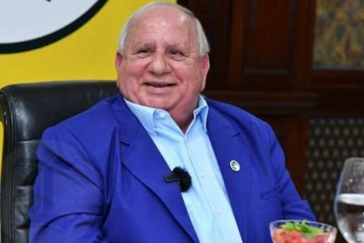 El doctor Fadul afirma que Santiago Matías «promete» y lo perfila como una opción presidencial
