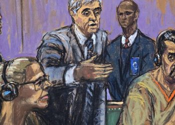 Maduro luce delgado pero con buen aspecto en audiencia en Nueva York