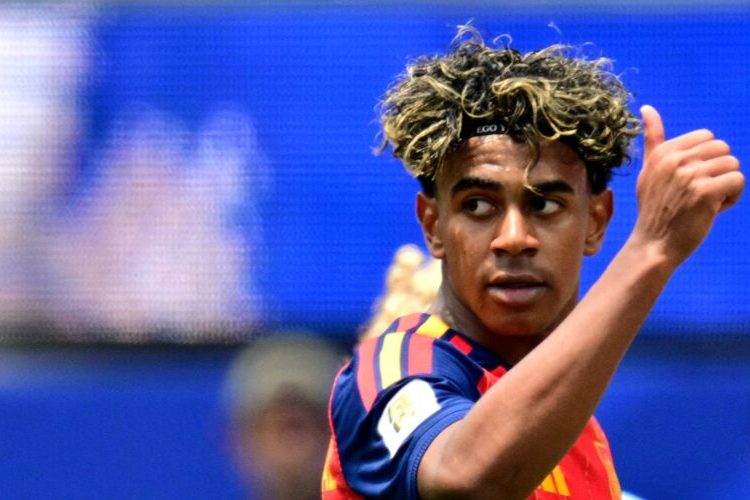 A los 19 años, Lamine Yamal ya es campeón de Europa y del mundo