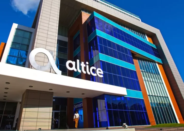 Altice informa que continúa trabajando para resolver fallas en sus servicios móviles