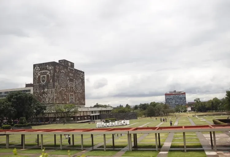 La UNAM, la mayor universidad de México, hará un examen presencial a los seleccionados tras las anomalías con IA