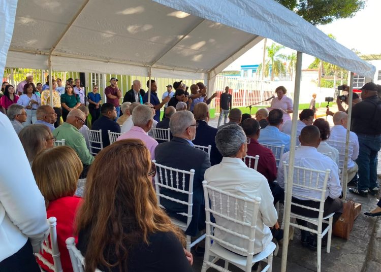 Fundación Juan Bosch conmemora el 117 aniversario de su natalicio