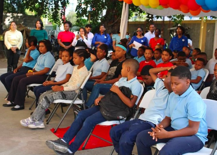Regional 03 de Educación en Azua inicia Campamento de Verano “Aprender es Divertido” 2026