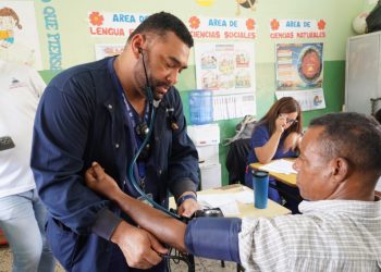 Ministerio de Defensa desarrolla operativo médico y jornada cívico-social en Monte Plata