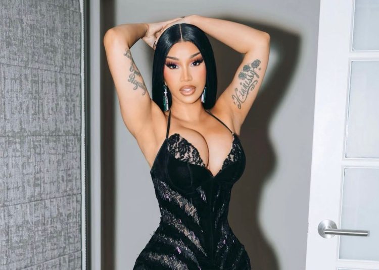 Cardi B consigue un acuerdo de 60.000 dólares con la bloguera Tasha K, tras una nueva disputa legal por Offset