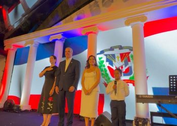 Ian David, el niño de 8 años que emocionó a todos en la celebración de la Independencia de EEUU