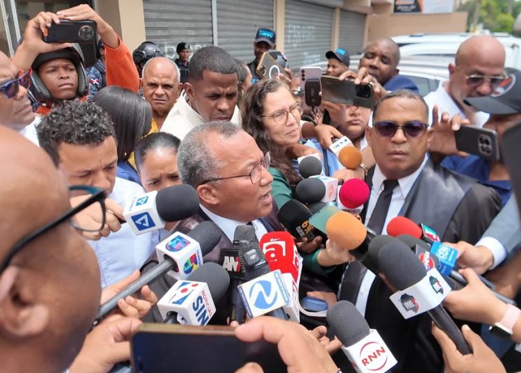 Aplazan para el miércoles coerción contra cabo acusado de matar joven en Herrera para citar a la PN como parte civil