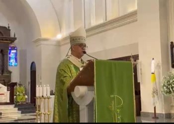 Arzobispo de Santiago pide sanción ejemplar contra cabo que mató a joven