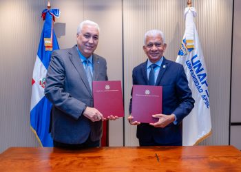 Senado firma alianza con UNAPEC para fortalecer formación de su personal y servicios bibliotecarios