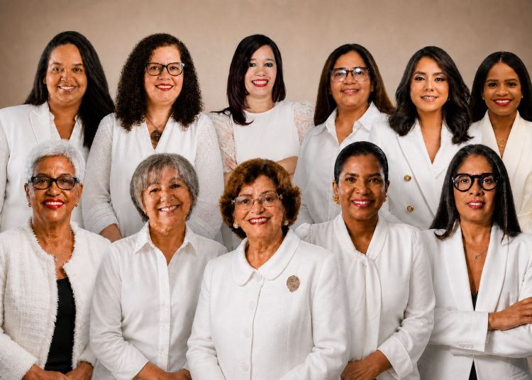 El periodismo hecho por mujeres vuelve a tomar la palabra por los 104 años de la revista Fémina