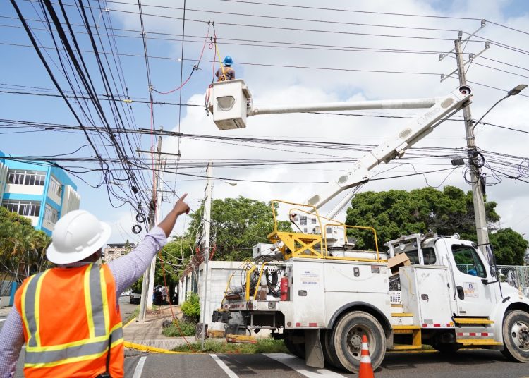 Demanda eléctrica alcanzó anoche nuevo histórico de 4,166.52 megavatios