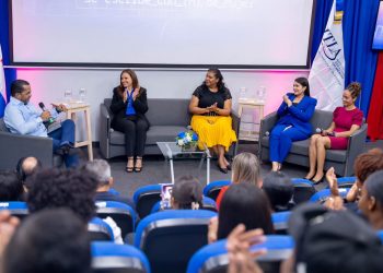 ITLA promueve el liderazgo femenino en las áreas STEAM con panel sobre innovación y tecnología