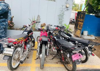 Policía frustra carreras clandestinas en Santiago; detiene a siete personas y ocupa RD$68,700
