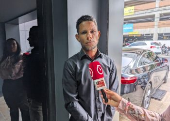 Padre denuncia que lleva más de un mes sin ver a su hija y solicita intervención de las autoridades