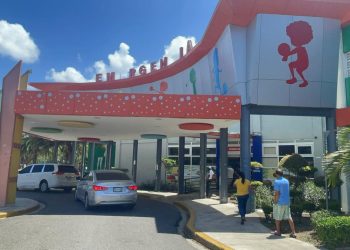 “Mi hijo se muere y solo un trasplante de corazón puede salvarlo”; madre de niño clama por ayuda