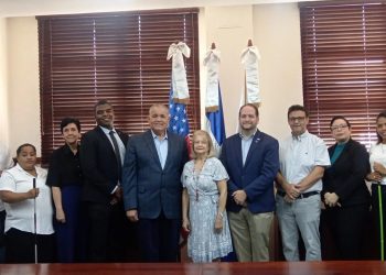 ICDA otorga becas de inglés a personas con discapacidad visual del Patronato Nacional de Ciegos