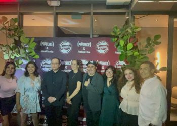 Prudence y Residente relanzan campaña en Santiago de educación sexual