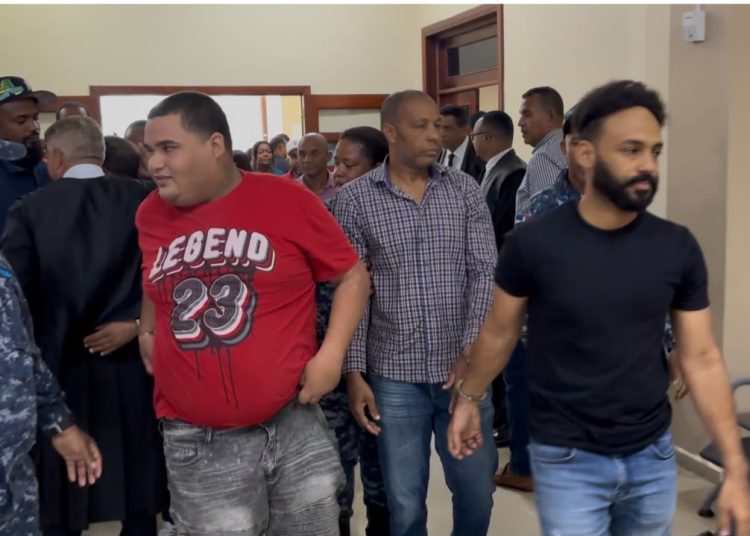 Tribunal de Monte Plata aplaza coerción contra imputados por asalto a camión de valores