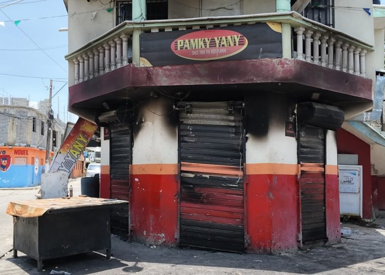Vecina relata el momento de la explosión en cafetería de Los Guaricanos: “Fue un estruendo muy fuerte”