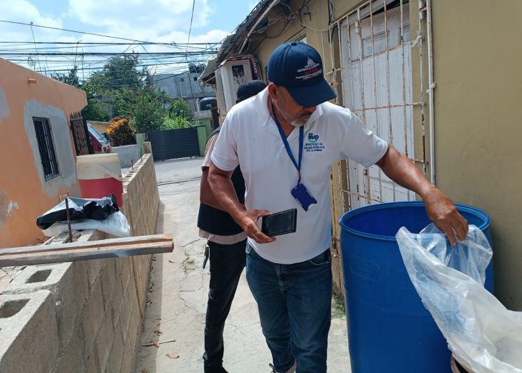 Salud Pública realiza jornada contra el dengue en Villa Verde y Villa Hermosa