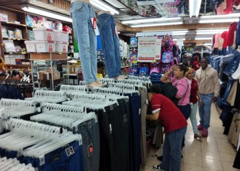 Poco flujo de compradores marca jornada del Día del Padre