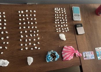 Arrestan a “El Capital” en allanamiento por millonario robo; ocupan drogas, dinero y celulares