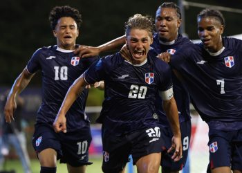 Lucas Bretón marca en el descuento y da agónica victoria a Dominicana sobre Guatemala