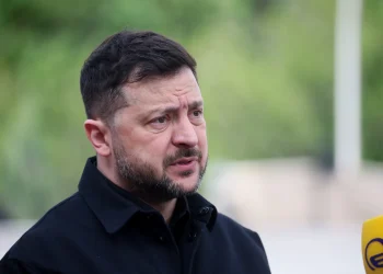 Zelenski cesa a Sirski como jefe del Ejército de Ucrania y lo reemplaza por el general Drapati