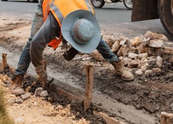 Ayuntamiento de Las Terrenas aclara suspensión de licitación para aceras y contenes