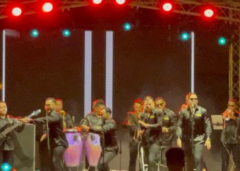 Chiquito Team Band abre las celebraciones de las patronales de Santiago