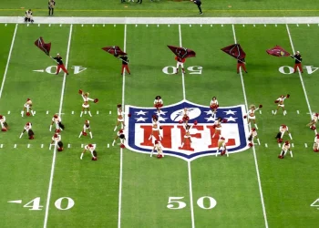 EE.UU. deporta al primer jugador de la NFL nacido en Kenia