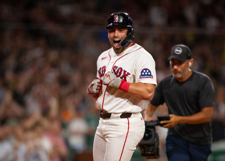 Medias Rojas quedan a un triunfo del récord tras vencer a Orioles por 6-5