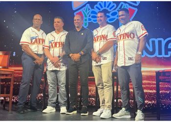Salón de la Fama del Béisbol Latino firma alianza histórica con Baseball Reference