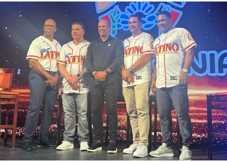 Salón de la Fama del Béisbol Latino firma alianza histórica con Baseball Reference