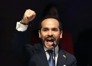 El Senado colombiano aprueba trasladar la investidura de De La Espriella fuera de Bogotá