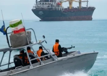EE.UU. reimpone el bloqueo naval a Irán y lanza una nueva ola de bombardeos
