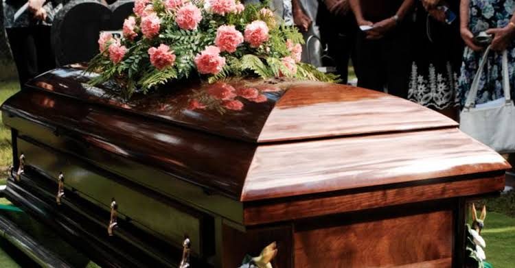 Muere adolescente de 16 años tras presuntamente incendiarse con un galón de gasolina