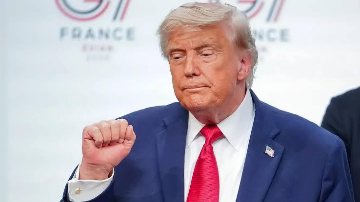 Trump exige precios más bajos pero la gasolina cae por reducción de las tensiones con Irán
