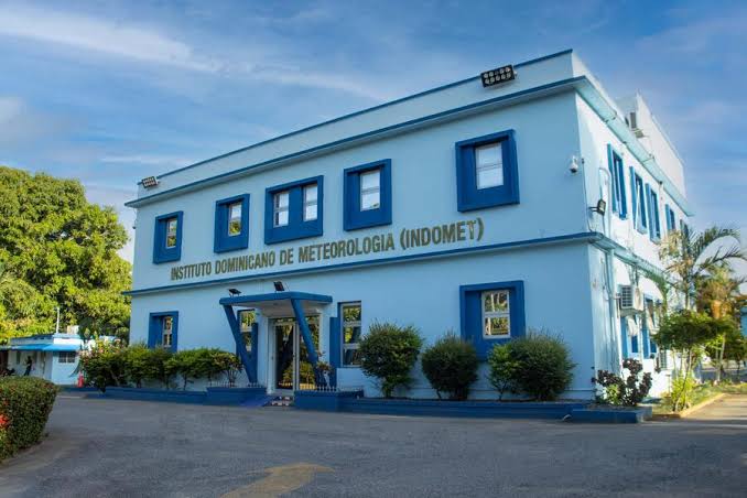 Indomet pronostica ambiente caluroso, cielo mayormente soleado y aguaceros aislados en provincias del interior